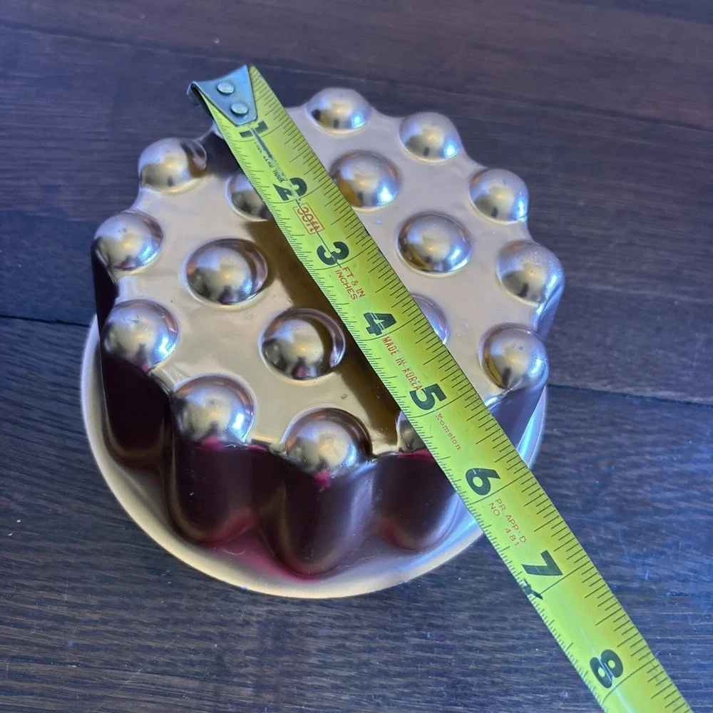 Copper‎ Colored Jell-O Mold Mold Flower Design Hanger 4 Cup Size Aluminum Round